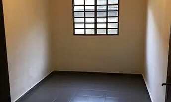 Imagem 2: Alugo kitinete bairro nova Cintra próximo à padaria pães Renata