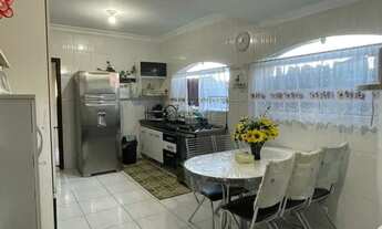 Imagem 6: LINDO SOBRADO, 3 DORMS, 1 SUITE, SISTEMA SE SEGURANÇA, 2 VAGAS DE CARRO, PISO FRIO,PORTÃO