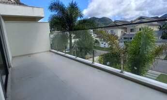 Imagem 5: Casa de condomínio para venda tem 286 metros quadrados com 3 quartos