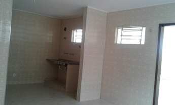 Imagem 4: Aluga excelente casa próximo de tudo, na Av 16 de novembro