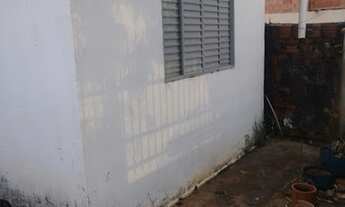 Imagem 3: Casa Simples Muito Bem Localizada No Centro Da Cidade De Quadra/SP