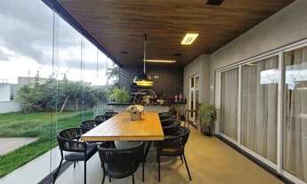 Imagem 2: Sobrado com 4 suítes à venda, 350 m² por R$ 3.990.000 - Condomínio Residencial Alphaville