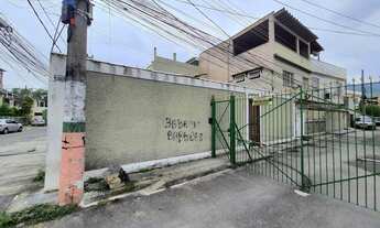 Imagem 2: Casa Frente de Rua e Independente 2 Quartos, 3 Vagas, Piscina e Terraço Pedro Álvares Cabr
