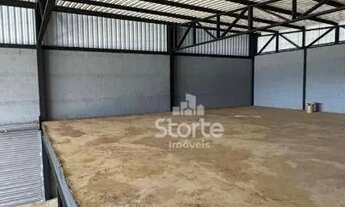 Imagem 5: Galpão à venda, 440m² por R$ 1.800.000 - Novo Mundo - Uberlândia/MG