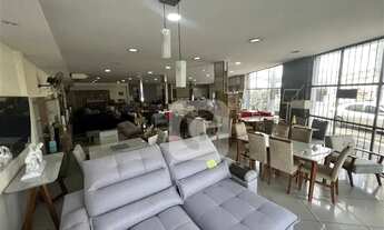 Imagem 4: Excelente Galpão com Loja Reformada 424m² e Vagas para 40 Carros