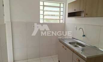 Imagem 5: Apartamento com 2 quartos e 44m² para alugar em Passo da Areia, Porto Alegre