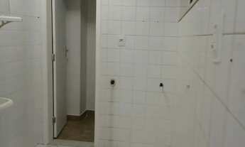 Imagem 4: Apartamento primeiro andar condomínio fechado 3/4 valor 2500 00