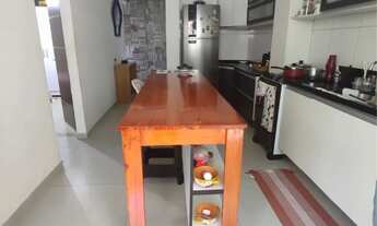 Imagem 5: Aluga-se casa com 2/4 sala cozinha banheiro varanda e área para churrasco com chuveiro