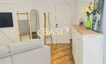 Imagem 3: Apartamento à venda no Bigorrilho 2 dormitórios Edifício Champagnat Régence