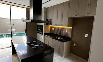 Imagem 2: Casa Cond. Damha Fit, 135 m2 com 3 suítes, piscina, fotovoltaica,área gourmet