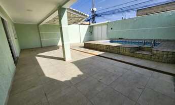 Imagem 3: Casa moderna ampla com piscina, quintal e área Gourmet!