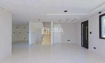 Imagem: EXCELENTE SOBRADO TRIPLEX COM TERRENO