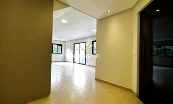 Imagem 3: Casa à venda no Reserva das Paineiras com 233m², 3 suítes, 5 banheiros, quintal e 4 vagas