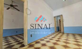 Imagem 7: Casa de Frente com 4 Quartos , 8 Vagas na Garagem e Piscina na Vila da Penha