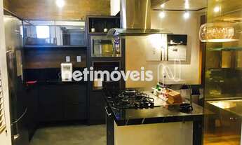 Imagem 2: Apartamento de 3 quartos e 3 vagas com elevador no Castelo