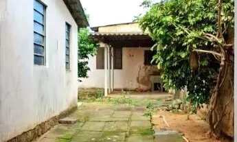 Imagem 3: Casa em Porto Alegre, no bairro Cavalhada, com 3 dormitório(s), e 3 banheiros, à