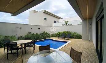 Imagem: Casa estilo sobrado à venda no Condomínio