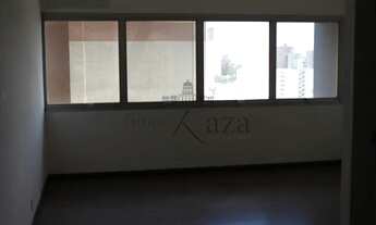 Imagem 2: Sala Comercial em condomínio - Centro - Edifício Vip Center - 32m²