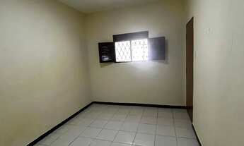 Imagem: Casa 3 quartos sendo 1 suíte - a 50m da