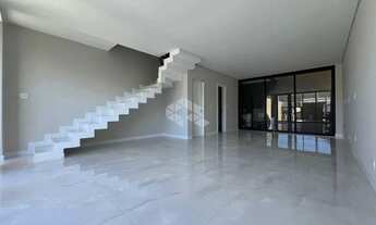 Imagem 4: Casa Triplex em Balneário Camboriú