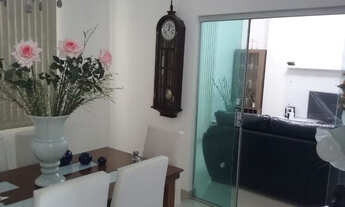 Imagem 6: Vende-se excelente casa com piscina, amplo terraço com churrasqueira, no centro de Bangu