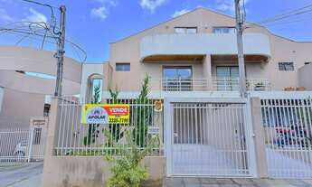 Imagem: Sobrado TRIPLEX amplo a venda em rua sem