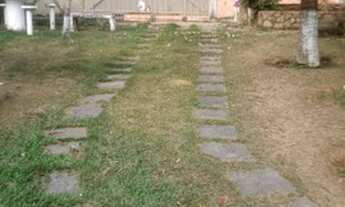 Imagem 6: Casa com amplo terreno, excelente bairro