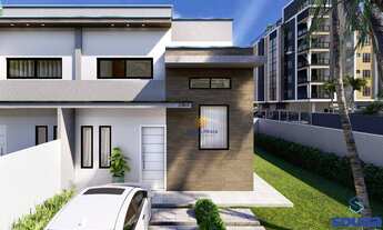 Imagem: Sobrado com piscina e 2 suítes à venda