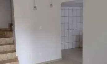 Imagem: Sobrado em Cond. Fechado - 02 dorms. - Embu