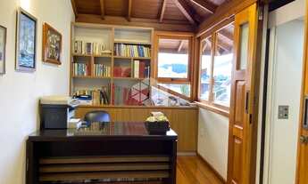 Imagem 5: Casa para venda possui 220 metros quadrados com 4 quartos em Córrego Grande - Florianópoli