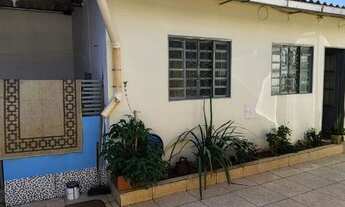 Imagem 3: Casa 2 quartos - Cei. Centro - Garagem - Portão eletrônico