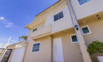 Imagem 3: Sobrado para Venda em Curitiba, Jardim Social, 4 dormitórios, 2 suítes, 4 banheiros, 2 vag