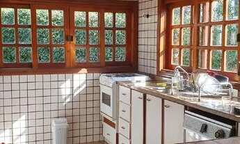 Imagem 6: Casa em condomínio fechado, com 04 suites, piscina, espaço para festas