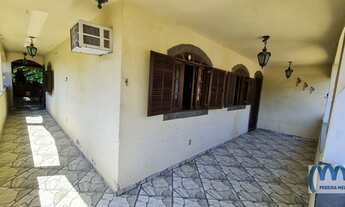 Imagem 2: Sobrado com quintal na Rua Caminho da Tenda