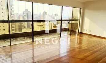 Imagem 1: Apartamento 1 por andar, todo reformado!