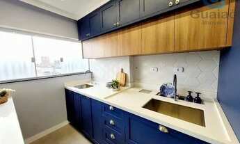 Imagem 2: VENDO BELÍSSIMO APARTAMENTO COM TERRAÇO VISTA LIVRE,  TODO DECORADO DE 2 DORMS E 1 SUÍTE C