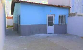 Imagem: Casa independente com quintal amplo e preço