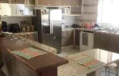 Imagem 4: Sobrado 4 dorm sendo 1 suíte. - Swiss Park