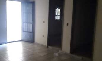 Imagem 2: Casa prox. Av. Manoel da Costa Lima