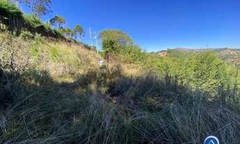 Imagem 1: Terreno em condomínio de 1462m² em declive no Jd do Embaixador em Campos do Jordão