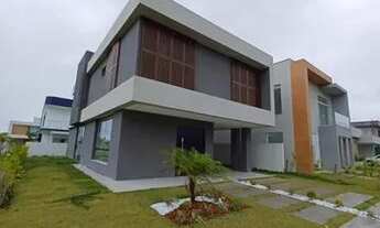 Imagem 2: Casa de condomínio para venda possui 316 metros quadrados com 5 quartos