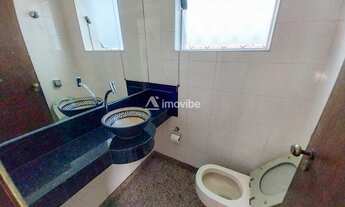 Imagem 7: Casa de alto padrão, com piscina e churrasqueira, 200m² de área construída, próxima ao cen