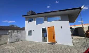 Imagem 2: Casa à Venda no Rio Bonito - Espaçosa, Confortável e com Ótima Localização!