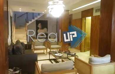 Imagem: CASA COMERCIAL - BOTAFOGO - 05 QUARTOS