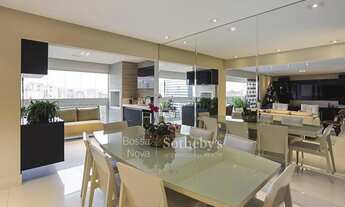 Imagem 3: Apartamento mobiliado com varanda integrada no Brooklin