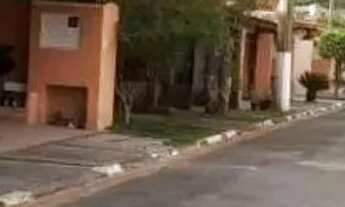 Imagem 3: Casa à venda em Cotia, Jardim Petrópolis, com 2 quartos, com 144 m²