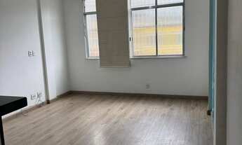 Imagem 6: Apartamento com 2 Quartos e 2 banheiros para Alugar, 77 m²