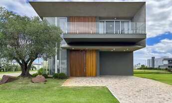 Imagem: Lindo sobrado a venda no condomínio Sense