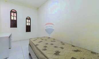 Imagem 4: Casa Confortável e Prática no Clube dos 1000