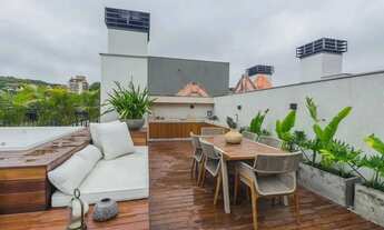 Imagem 4: Cobertura em Rua Doutor Mário Totta - Tristeza - Porto Alegre/RS